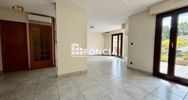 À vendre Appartement 6 pièces 106.85 m² - Saint-apollinaire 21850
