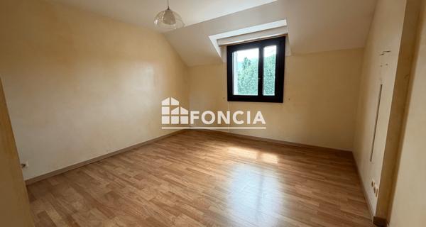 À vendre Appartement 6 pièces 106.85 m² - Saint-apollinaire 21850