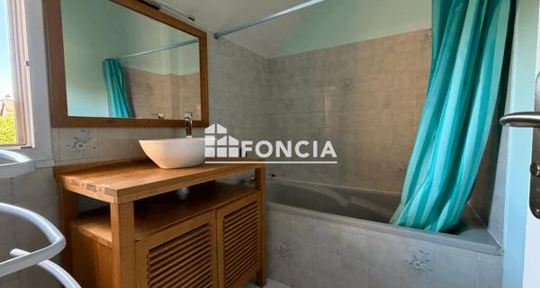 À vendre Appartement 6 pièces 106.85 m² - Saint-apollinaire 21850