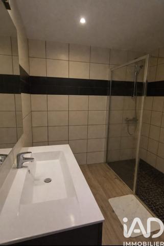 Immeuble à vendre 158 m² Saint-Max