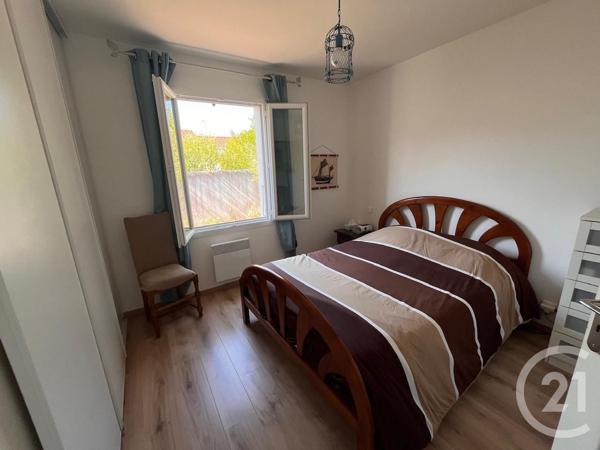 Maison à vendre  4 pièces - 81,36 m 2   ST GEORGES D OLERON  - 17