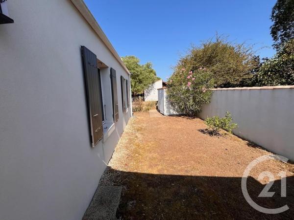 Maison à vendre  4 pièces - 81,36 m 2   ST GEORGES D OLERON  - 17