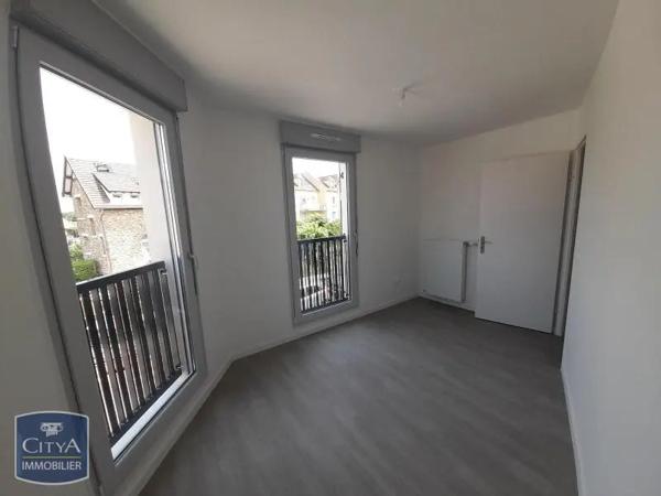 Appartement à louer 3 pièces 66.4m² Mennecy (91540)