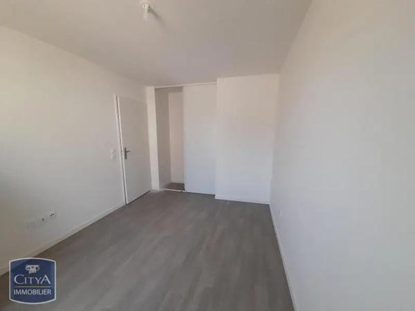 Appartement à louer 3 pièces 66.4m² Mennecy (91540)