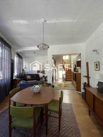 Une maison de ville début de siècle hyper contemporaine