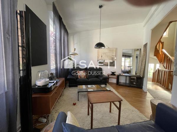 Une maison de ville début de siècle hyper contemporaine