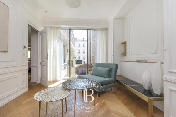 Puteaux, Hôtel particulier 10 Chambres -  400 m² à vendre