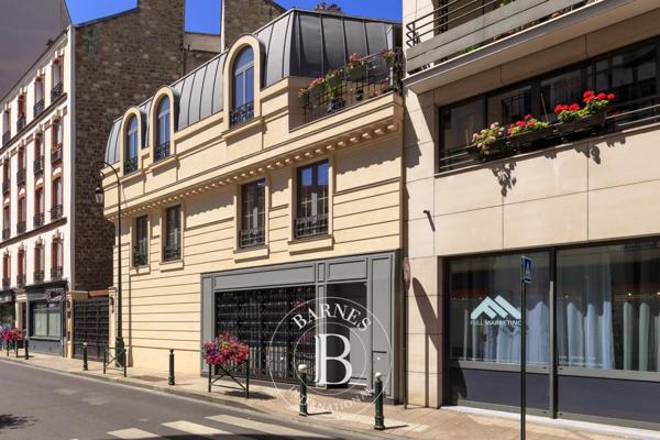 Puteaux, Hôtel particulier 10 Chambres -  400 m² à vendre
