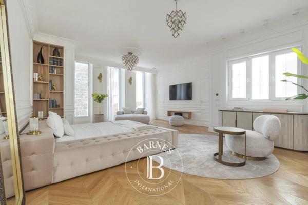 Puteaux, Hôtel particulier 10 Chambres -  400 m² à vendre