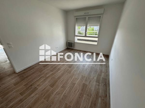 Location Appartement 2 pièces 41.41 m² - 86 BOULEVARD JEAN JAURES Joue-les-tours 37300