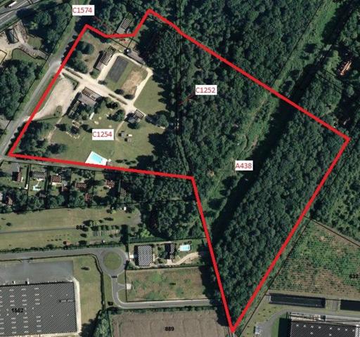 Magnifique domaine de loisirs et camping - Forêt