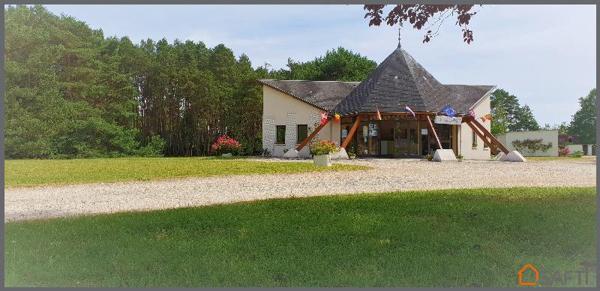 Magnifique domaine de loisirs et camping - Forêt