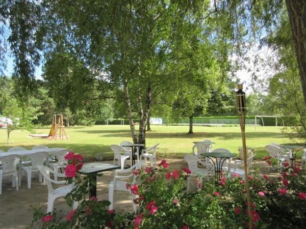 Magnifique domaine de loisirs et camping - Forêt