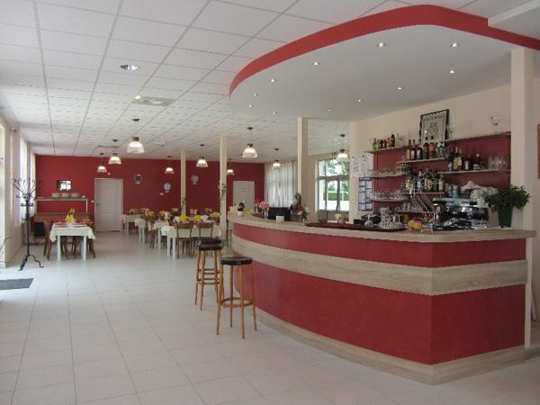 Magnifique domaine de loisirs et camping - Forêt