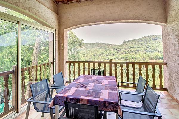 A VENDRE EXCLUSIVITE Maison à VIDAUBAN 4 pièces 86 m² avec piscine sur 1563 m² de terrain