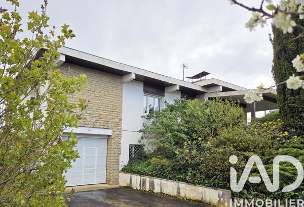 Maison à vendre 5 pièces 156,4 m² Varois-et-Chaignot