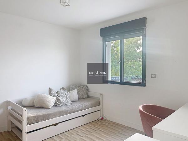 Maison aux grands volumes proche du centre bourg