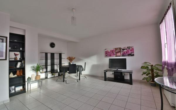 Appartement à vendre    3 pièces • 68,80 m2 Romans-sur-Isère