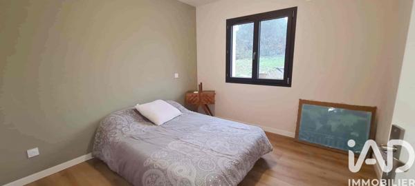 Maison à vendre 4 pièces 150 m² Saint-Sixte