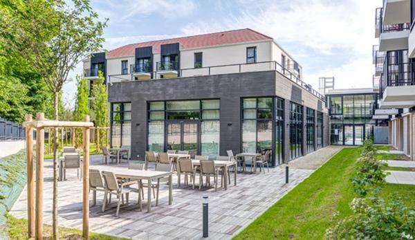 INVESTISSEMENT LOCATIF – BRETIGNY SUR ORGE – Résidence seniors Le Carré St Pierre - 5,37 % de rentabilité