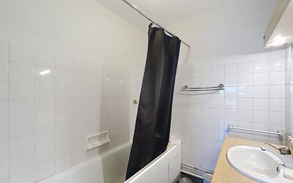 Appartement à vendre    2 pièces • 48 m2 Bayonne