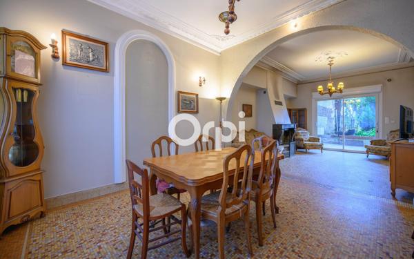 Maison à vendre    5 pièces • 160 m2 Hazebrouck