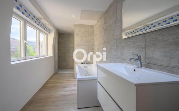 Maison à vendre    5 pièces • 160 m2 Hazebrouck