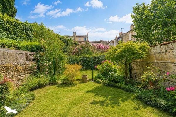 Maison à vendre 878 560 € Bordeaux 5 p 152 m² DPE D