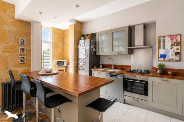 Maison à vendre 878 560 € Bordeaux 5 p 152 m² DPE D