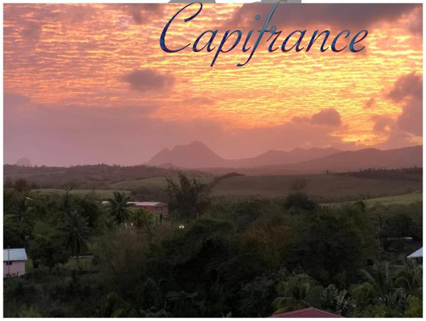 À vendre - Sainte-Luce Martinique - Propriété 5 logements indépendants - 241 m² habitables - Vue mer - P10