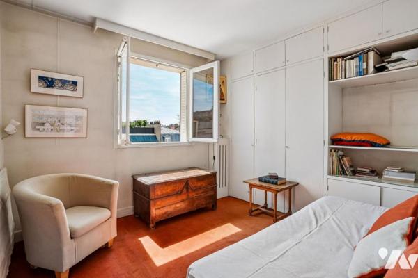 Appartement traversant ensoleillé