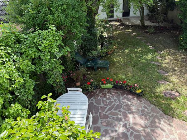 Charentonneau Maisons Alfort -Maison 4 pcs 130 m2 avec climatisation, jardin + Dépendances