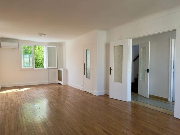Charentonneau Maisons Alfort -Maison 4 pcs 130 m2 avec climatisation, jardin + Dépendances