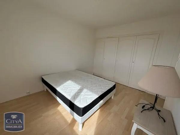 Appartement à louer 3 pièces 56m² Ambilly (74100)