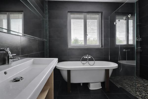 Maison Colombes 6 pièce(s) 140 m2