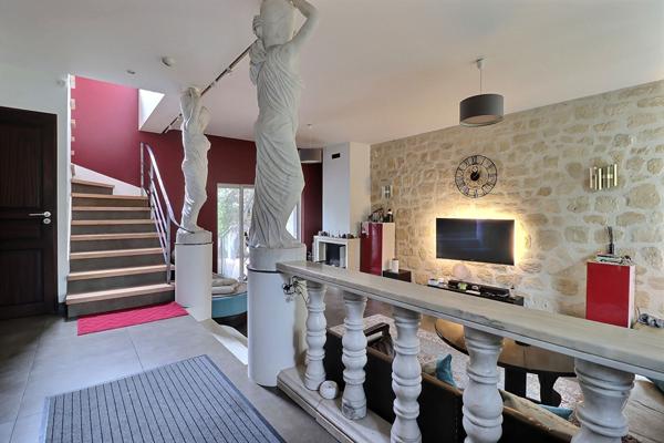 Maison Colombes 6 pièce(s) 140 m2