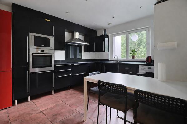 Maison Colombes 6 pièce(s) 140 m2