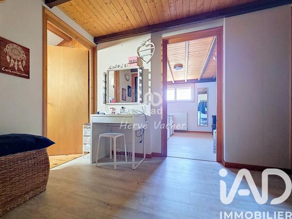 Maison à vendre 8 pièces 200 m² Saint-Denis-lès-Bourg