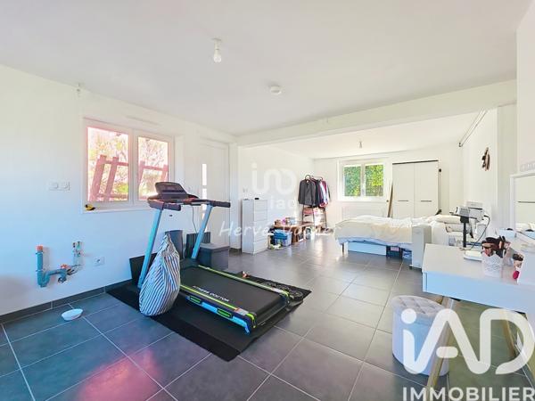 Maison à vendre 8 pièces 200 m² Saint-Denis-lès-Bourg