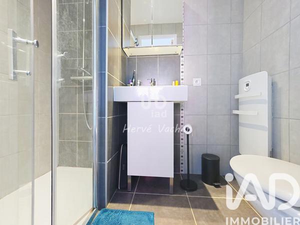 Maison à vendre 8 pièces 200 m² Saint-Denis-lès-Bourg