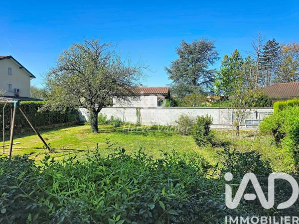 Maison à vendre 8 pièces 200 m² Saint-Denis-lès-Bourg