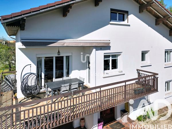 Maison à vendre 8 pièces 200 m² Saint-Denis-lès-Bourg
