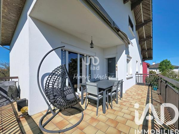 Maison à vendre 8 pièces 200 m² Saint-Denis-lès-Bourg