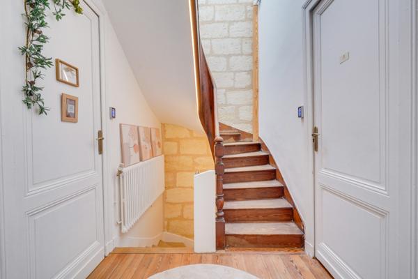 Le Bouscat (33110) Bureau à louer - cour extérieure