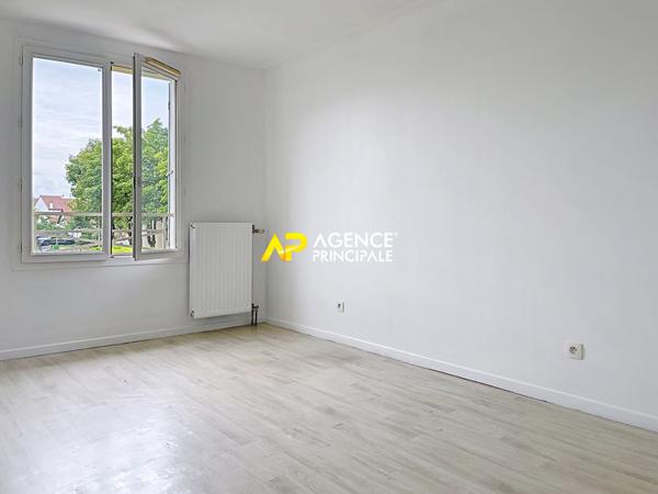 Montesson Centre - Maison 6 pièces 4 chambres 114 m2 €598 500 ** - Référence 9494