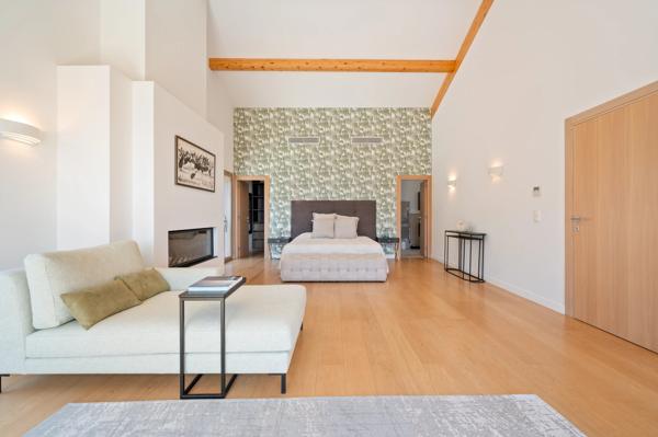 Villa rénovée d’exception avec vue mer aux portes de Monaco
