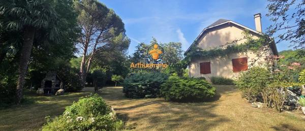 Vente                                                      Maison
                        
                     5 pièces                      125 m2                     à Bénac