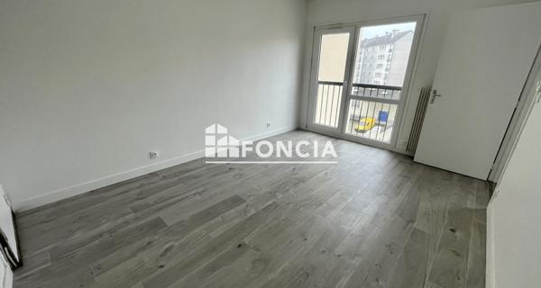 Location Studio 25.11 m² - Maurepas 78310