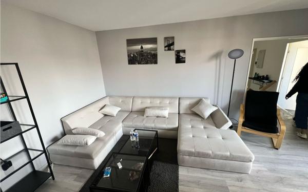 Appartement à vendre    3 pièces • 73,28 m2 Lyon 6