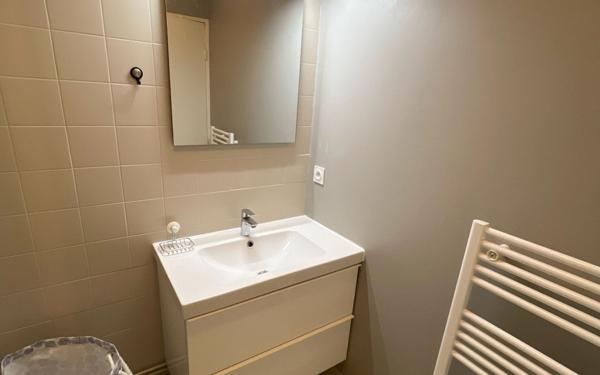 Appartement à vendre    3 pièces • 73,28 m2 Lyon 6